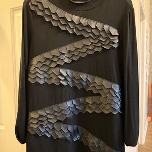 Gracia Black Top with Silver Details